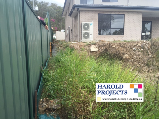 Before - Colourbond Fence and Landscaping  - Harold Projects Bribane Colourbond Fence and Landscaping  - Harold Projects Bribane